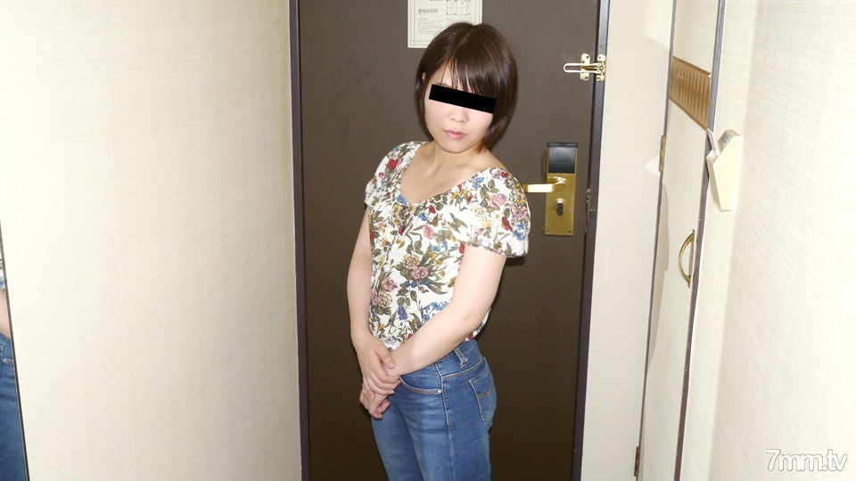 092320-01 緊張気味の素人娘を優しく調教しちゃいます