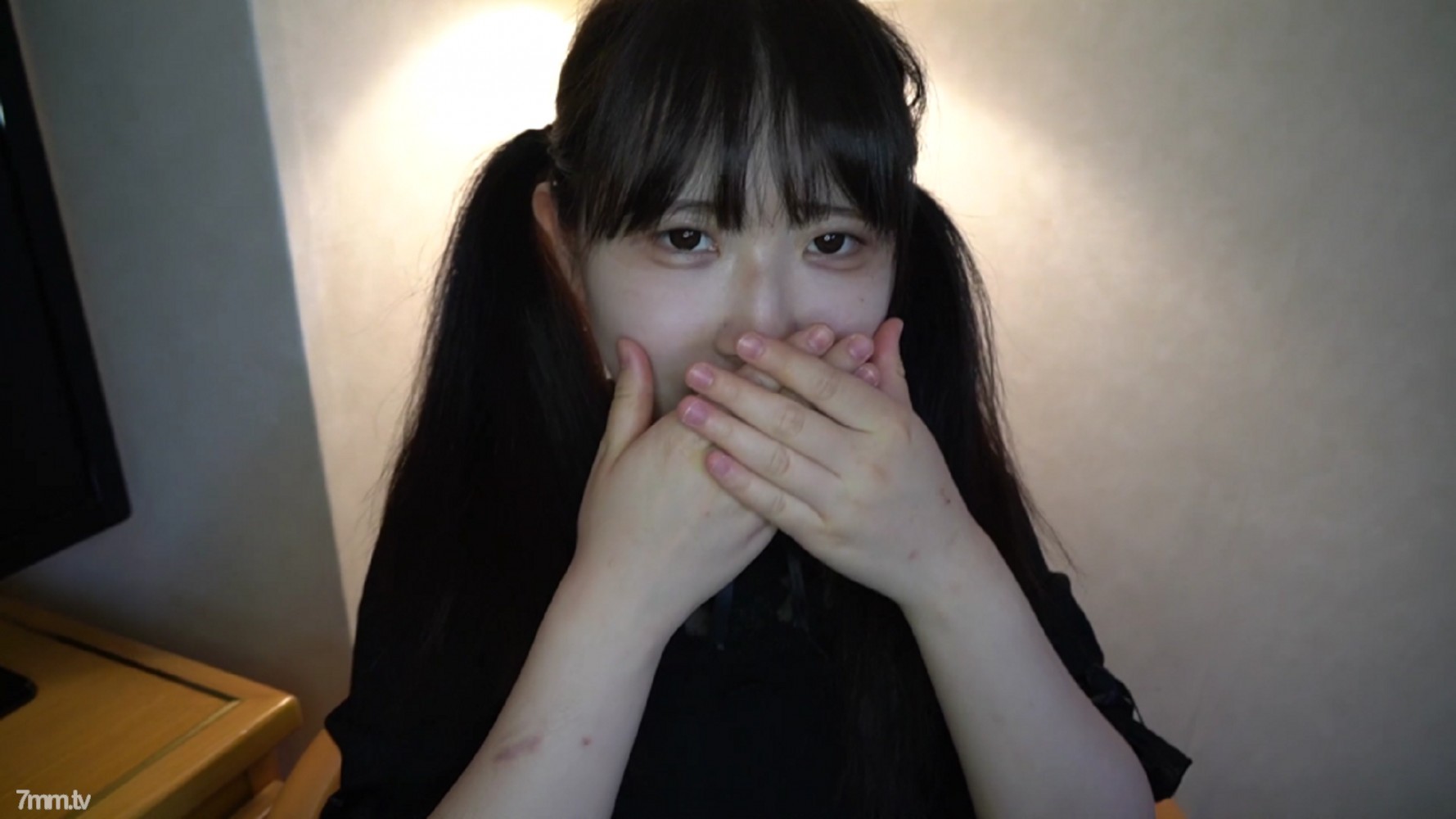 FC2-PPV-1507830 【個人拍攝】Akari 20歲女僕咖啡廳店員★雙尾萌萌美是動漫配音М女！我會在剃過的麵包的陰戶中製作大量的陰道射精！