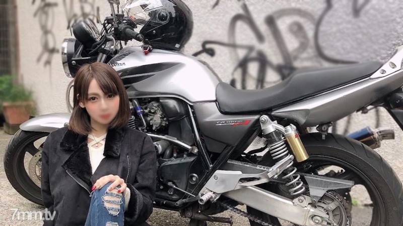 FC2-PPV-1566634 個数限定【無】高身長バイク女子連続中出し