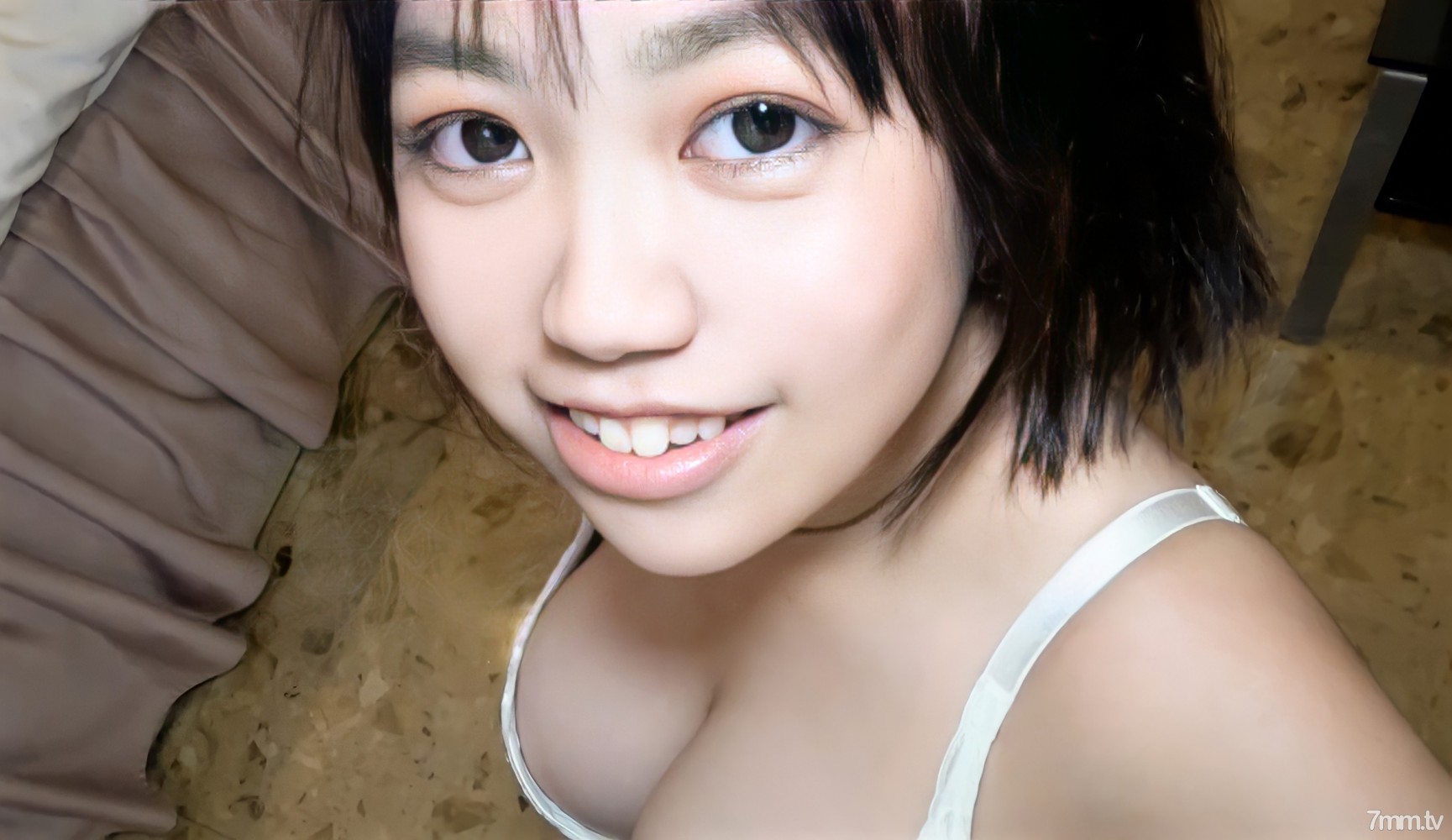 FC2-PPV-1841109 [No] [Limited to 100 pieces OFF from 2980 to 1480pt!] The girl who is futu is the most erotic! ♥ ️ G cup! First time fucking ♥ ️ Massive vaginal cum shot! !! ♥ ️ * Review benefits / Self-vibe masturbation ♥