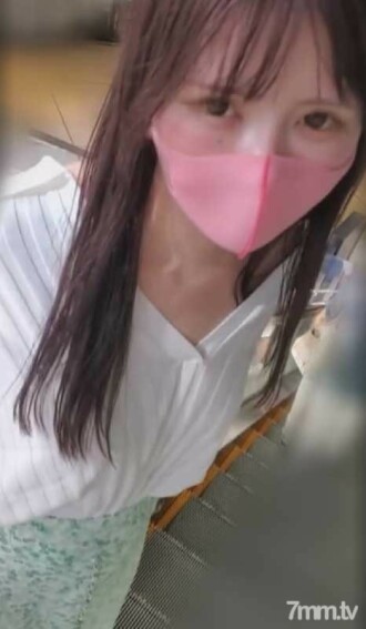 TASH-236 Too many girls do not use seaside villas or dressing rooms, outdoor dressing www www Xiangnan Binhai Rock 40 Yuesian girl wearing a peeping