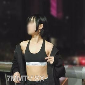 AKDL -140 female employees who do not have bra and transparent nipples always estrus because of delusion -