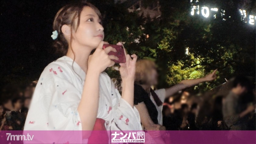 GANA-2132 Fireworks display pick-up 06 A sad yukata beauty who had a fight with her boyfriend just before the fireworks went ...if to heal the wounded heart and heals it ♪ Bold waist movement, facial expression that feels rebellious, already necked ♪