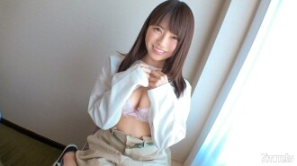 SIRO-4104 網上AV申請→AV體驗拍攝1193【第一槍】【川外記18歲】【太幼稚的大學一年級生】天真爛漫的18歲美少女，不敢直視鏡頭。給我生命中的第二個人..