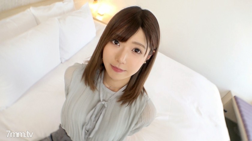 SIRO-4456 [First shot] [Beautiful receptionist with a gap] [With sincere service ..] Takamine's flower standing at the recept...she feels too much and she begs for ejaculation with teary eyes .. On the net AV application → AV experience shooting 1482